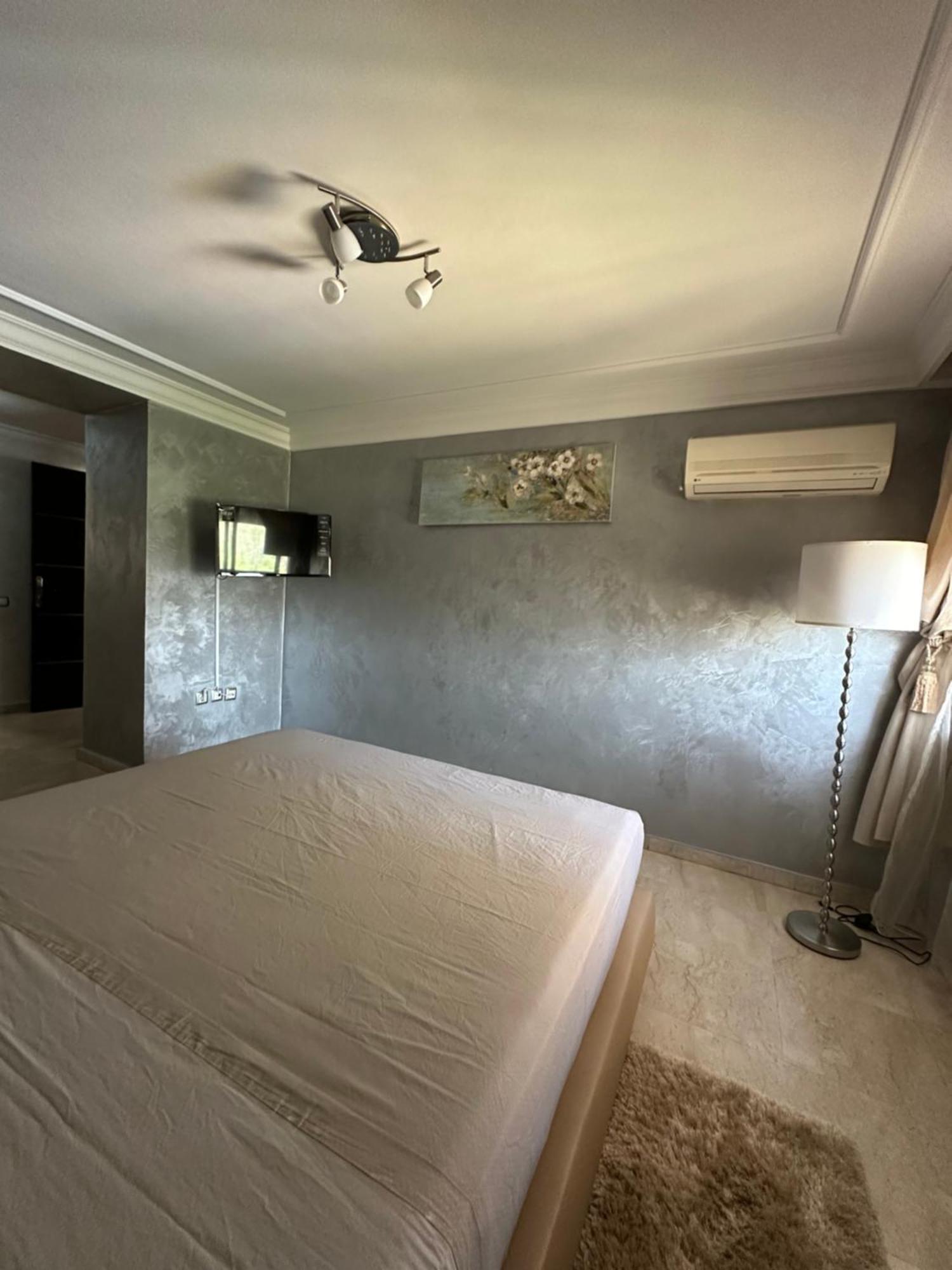 Luxury Duplex For Rent Suites,Terrace,Swimimg Pool Марракеш Экстерьер фото